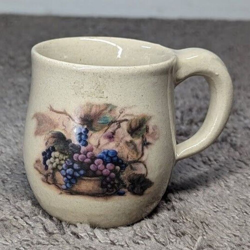 YESTERYEARS POTTERY MARSHALL, TX Grapes COFFEE MUG
